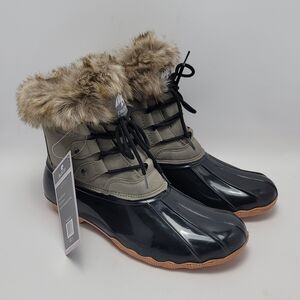 Frogg Toggs DriDucks Waterproof Faux Fur Collar Bailey Lace-Up Boot Size 9